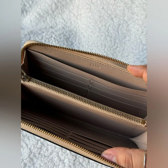 AUTHENTIC Two Tone Chloe Wallet - Picture 8 of 16